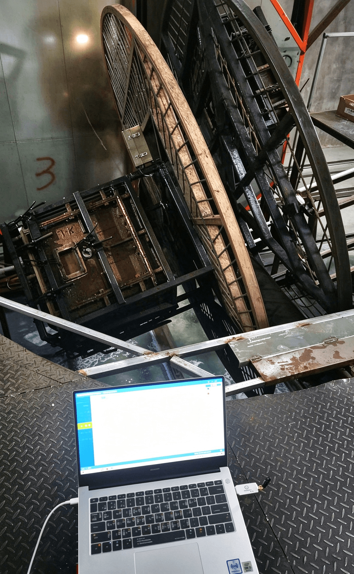 Rotomolding heating & rotation process